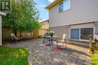 45 PEGLAR CRESCENT Centre Wellington (Fergus) Ontario photo 35