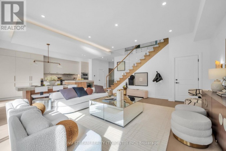 323 WINNIFRED DRIVE, Georgina (Keswick South), Ontario, L4P3B4