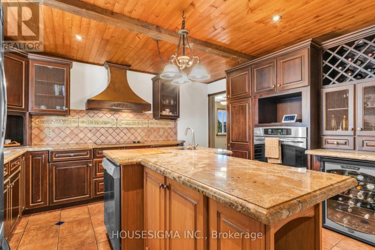 19 MAGANI AVENUE, Bradford West Gwillimbury (Bradford), Ontario, L3Z2S8