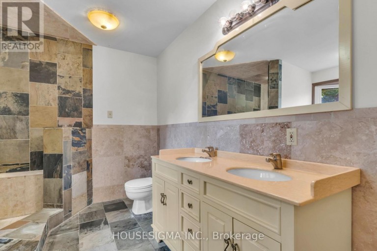 19 MAGANI AVENUE, Bradford West Gwillimbury (Bradford), Ontario, L3Z2S8