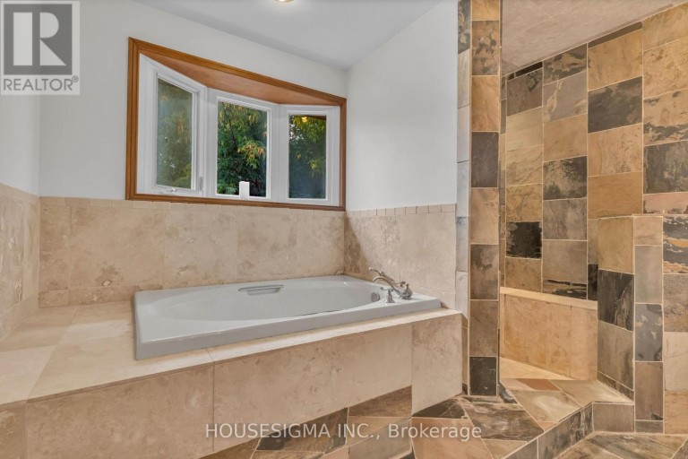 19 MAGANI AVENUE, Bradford West Gwillimbury (Bradford), Ontario, L3Z2S8