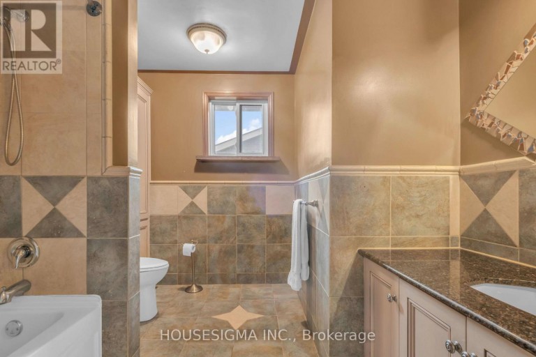 19 MAGANI AVENUE, Bradford West Gwillimbury (Bradford), Ontario, L3Z2S8