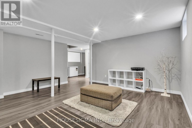 19 MAGANI AVENUE, Bradford West Gwillimbury (Bradford), Ontario, L3Z2S8
