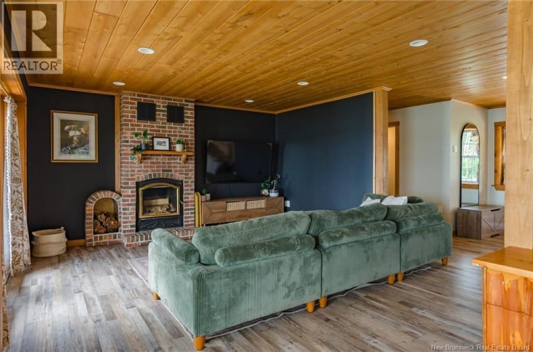 181 McCarthy's Point Road, Pocologan, New Brunswick, E5J1A5