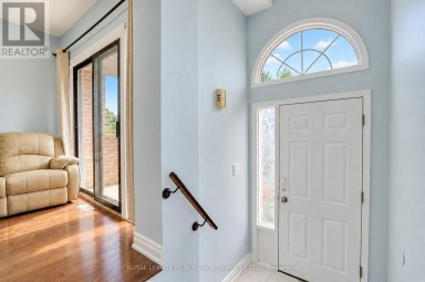 10 - 10 REIDMOUNT AVENUE Toronto (Agincourt South-Malvern West) Ontario photo 4