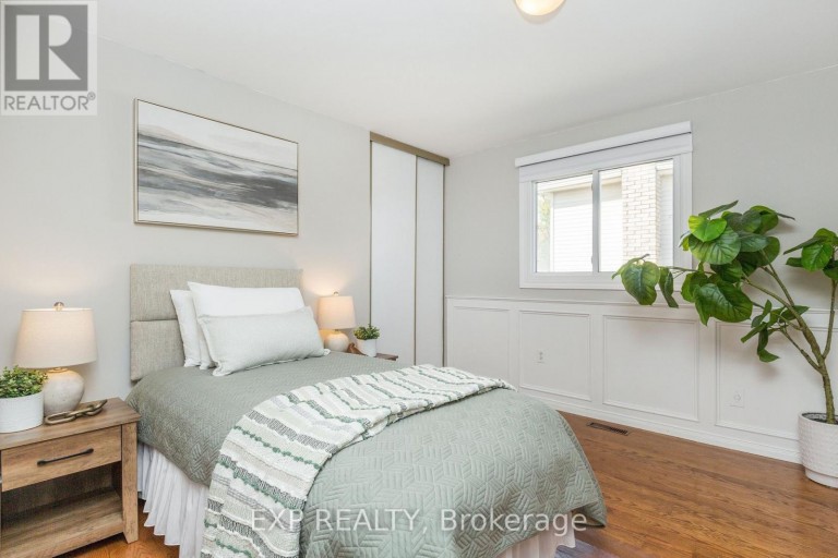12 CRAIG CRESCENT, Barrie (Sunnidale), Ontario, L4N5X2