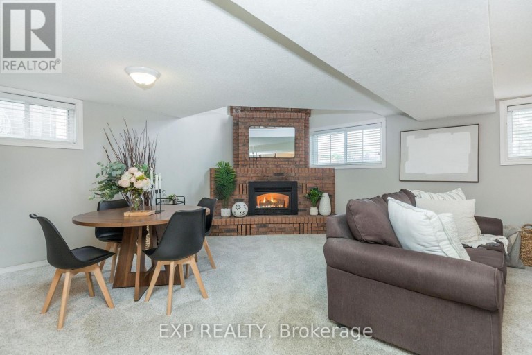 12 CRAIG CRESCENT, Barrie (Sunnidale), Ontario, L4N5X2