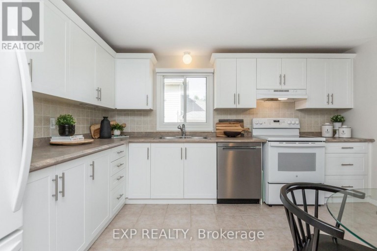 12 CRAIG CRESCENT, Barrie (Sunnidale), Ontario, L4N5X2