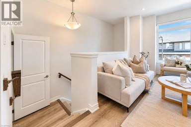 120 COURT Drive Unit# 29 Paris Ontario photo 3