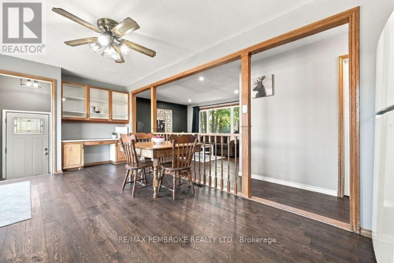 37800 41 HIGHWAY, North Algona Wilberforce, Ontario, K8A6W4