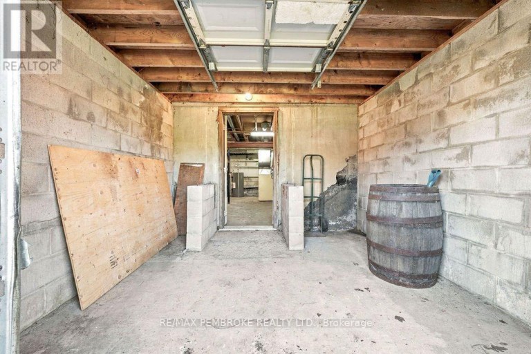 37800 41 HIGHWAY, North Algona Wilberforce, Ontario, K8A6W4