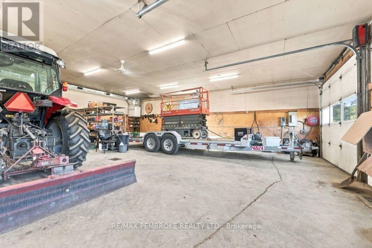 37800 41 HIGHWAY, North Algona Wilberforce, Ontario, K8A6W4