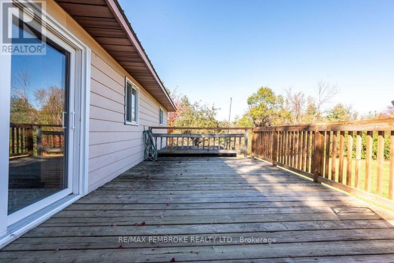 37800 41 HIGHWAY, North Algona Wilberforce, Ontario, K8A6W4