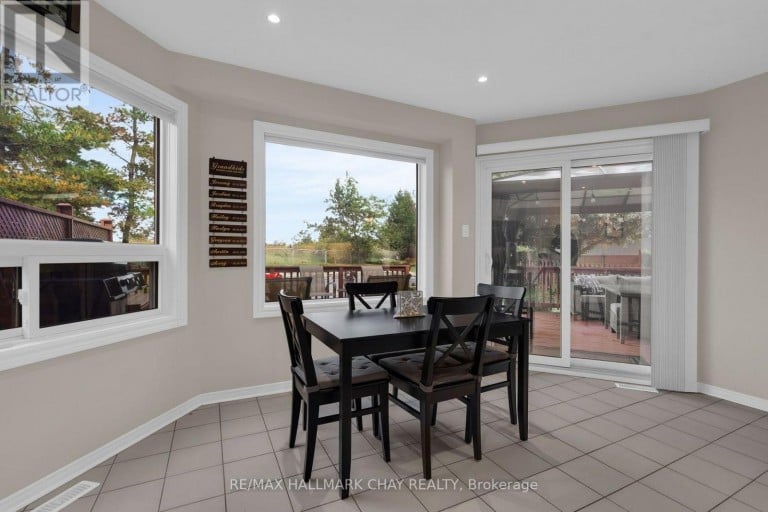 35 GRASETT CRESCENT, Barrie (West Bayfield), Ontario, L4N6Z8