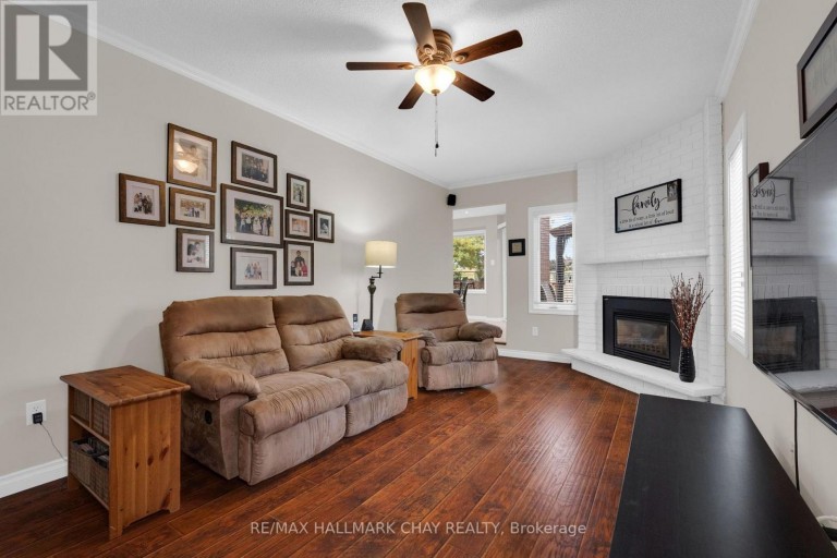 35 GRASETT CRESCENT, Barrie (West Bayfield), Ontario, L4N6Z8