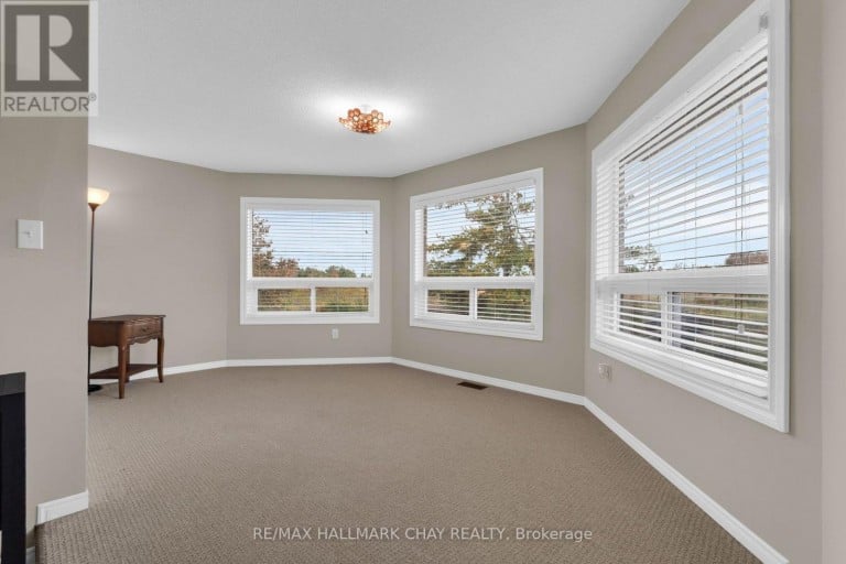 35 GRASETT CRESCENT, Barrie (West Bayfield), Ontario, L4N6Z8
