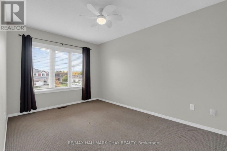 35 GRASETT CRESCENT, Barrie (West Bayfield), Ontario, L4N6Z8