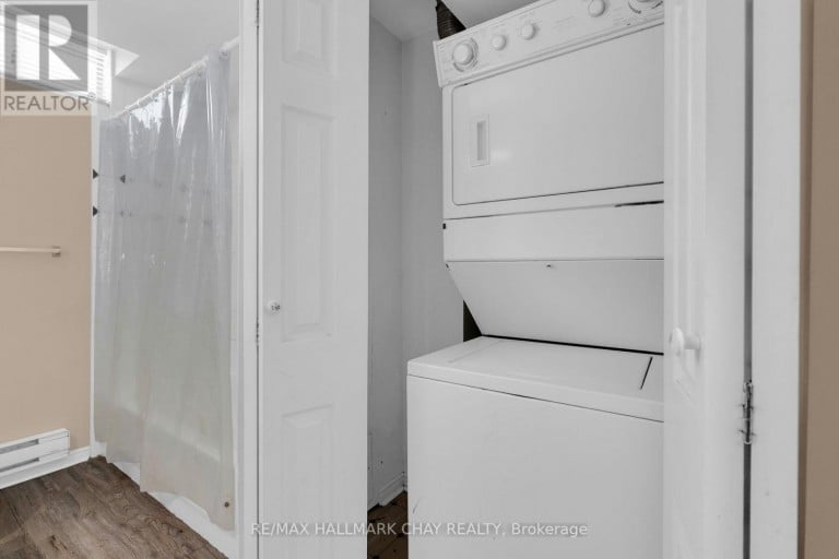 35 GRASETT CRESCENT, Barrie (West Bayfield), Ontario, L4N6Z8