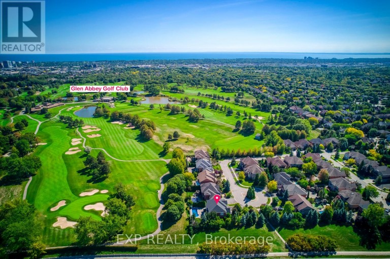 530 GOLFVIEW COURT, Oakville (GA Glen Abbey), Ontario, L6M4W6