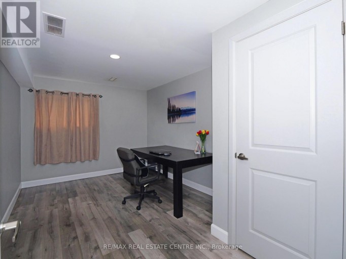 771 MONSARRAT AVENUE, London East (East A), Ontario, N5Y4Y3