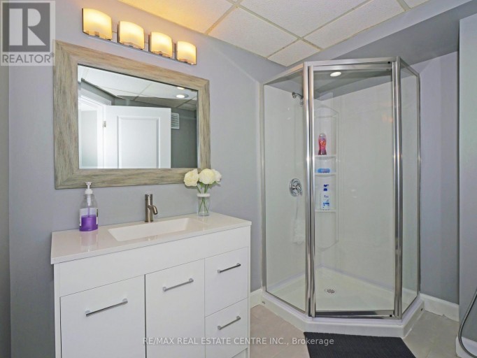 771 MONSARRAT AVENUE, London East (East A), Ontario, N5Y4Y3