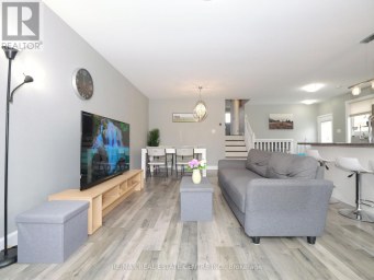771 MONSARRAT AVENUE London East (East A) Ontario photo 6