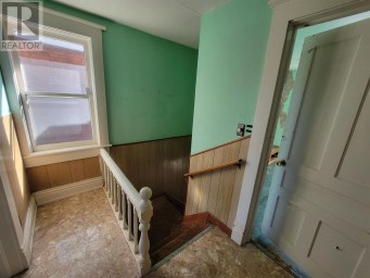 56 Cathcart ST Sault Ste. Marie Ontario photo 7