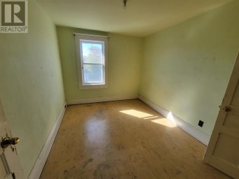 56 Cathcart ST Sault Ste. Marie Ontario photo 8