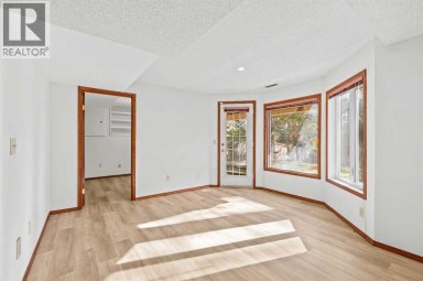 707 Hawkside Mews NW Calgary Alberta photo 34