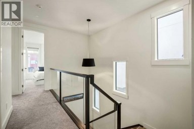 228 33 Avenue NE Calgary Alberta photo 20