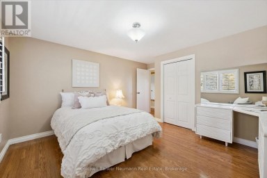 26 MAPLEWOOD DRIVE Guelph (Dovercliffe Park/Old University) Ontario photo 30