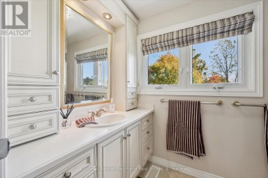 26 MAPLEWOOD DRIVE Guelph (Dovercliffe Park/Old University) Ontario photo 33