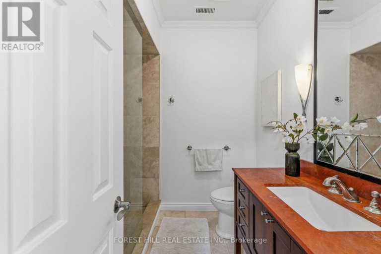45 HEATH STREET W, Toronto (Yonge-St. Clair), Ontario, M4V1T2