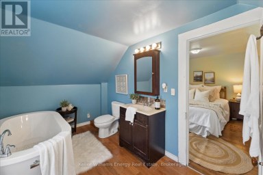 325 BALL STREET Cobourg Ontario photo 28