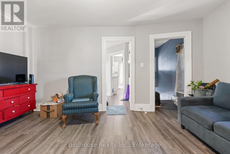 99 DURHAM STREET W, Kawartha Lakes (Lindsay), Ontario, K9V2P8