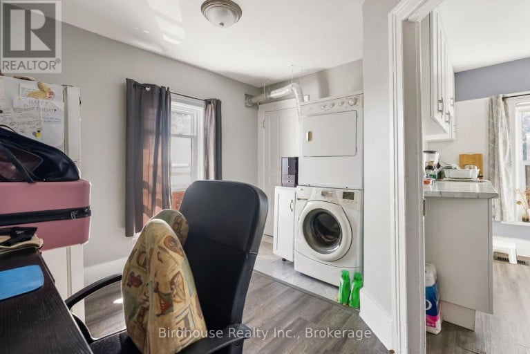 99 DURHAM STREET W, Kawartha Lakes (Lindsay), Ontario, K9V2P8