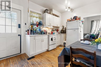 99 DURHAM STREET W Kawartha Lakes (Lindsay) Ontario photo 6