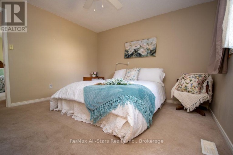 41 CEDARTREE LANE, Kawartha Lakes (Bobcaygeon), Ontario, K0M1A0