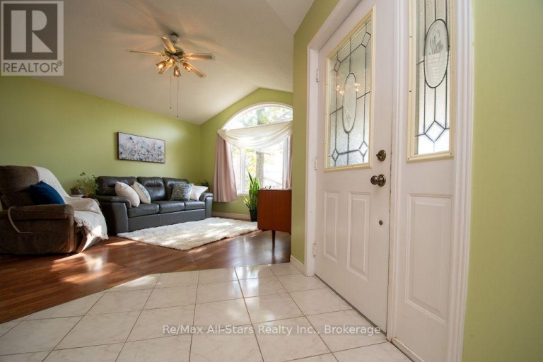 41 CEDARTREE LANE, Kawartha Lakes (Bobcaygeon), Ontario, K0M1A0