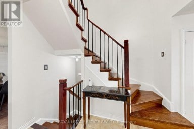 10 DOOLEY CRESCENT Ajax (Northwest Ajax) Ontario photo 3