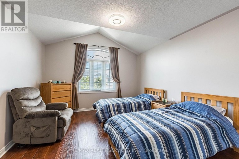 151 FAIRHILL AVENUE, Brampton (Fletcher's Meadow), Ontario, L7A2J4