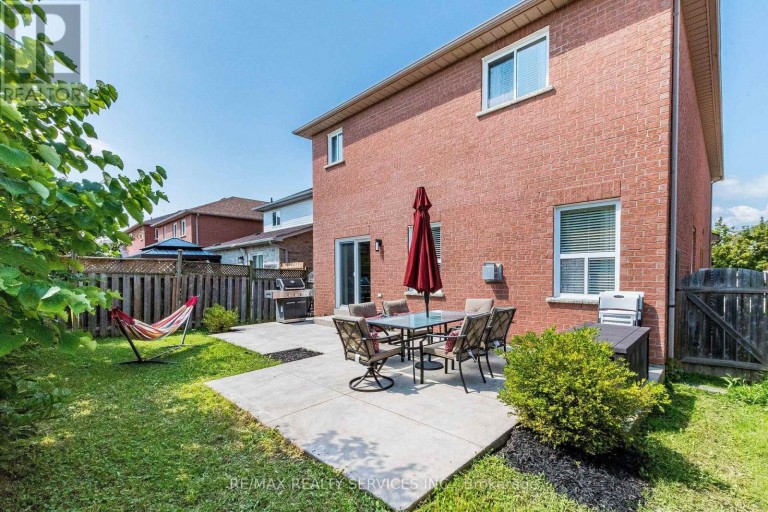 151 FAIRHILL AVENUE, Brampton (Fletcher's Meadow), Ontario, L7A2J4