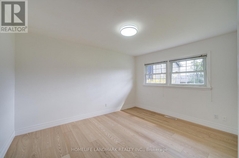 95 JACOBSON AVENUE, St. Catharines (Glendale/Glenridge), Ontario, L2T3A4