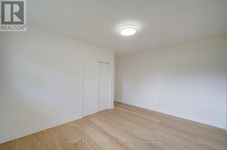 95 JACOBSON AVENUE, St. Catharines (Glendale/Glenridge), Ontario, L2T3A4