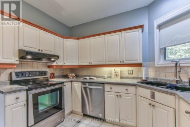 32 - 30 DOON DRIVE London North (North G) Ontario photo 18