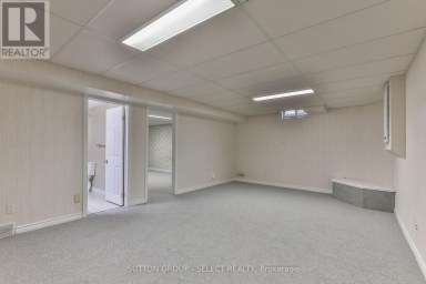 32 - 30 DOON DRIVE London North (North G) Ontario photo 32