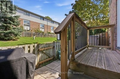 46 - 110 DEVERON CRESCENT London South (South T) Ontario photo 45