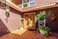136 WALLIS DRIVE, Peterborough (Monaghan Ward 2), Ontario
