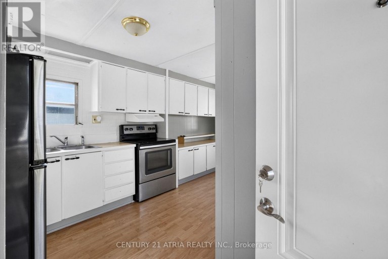 5 FIRST STREET, Essa (Angus), Ontario, L0M1B3