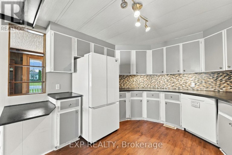 139 ROXANNA DRIVE, Georgina (Sutton & Jackson's Point), Ontario, L0E1R0